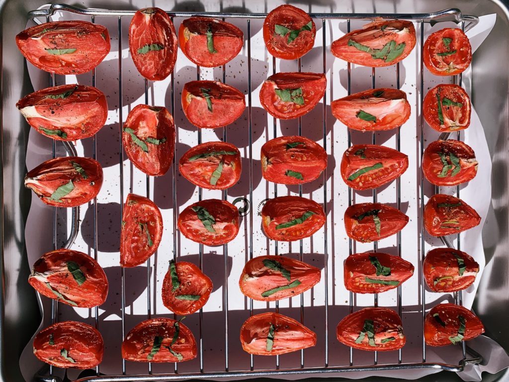 Secar tomates 'Coração-de-boi'